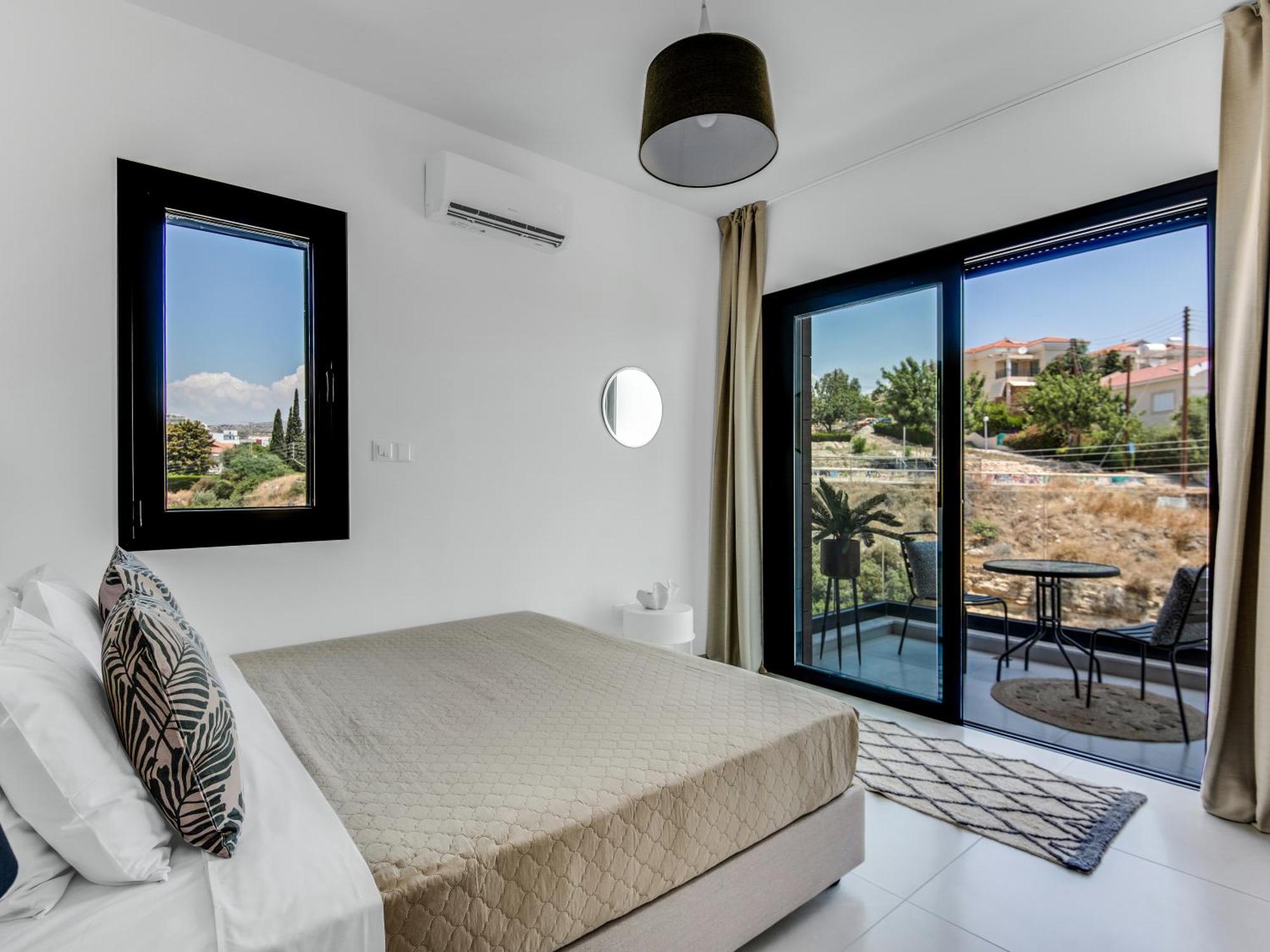 Sanders Elgio Limassol Room photo
